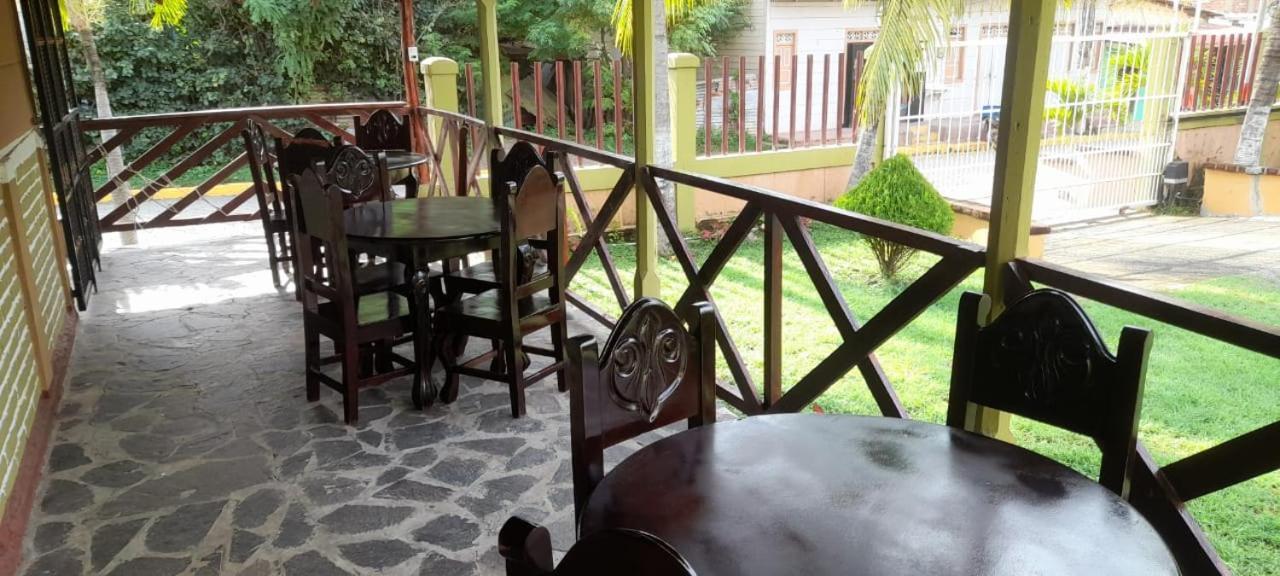 Royal Chateau Hotel San Juan del Sur Exterior foto